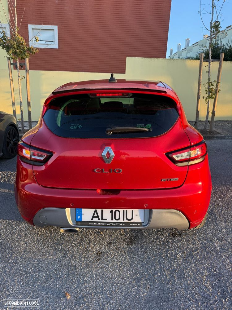 Renault Clio - 5