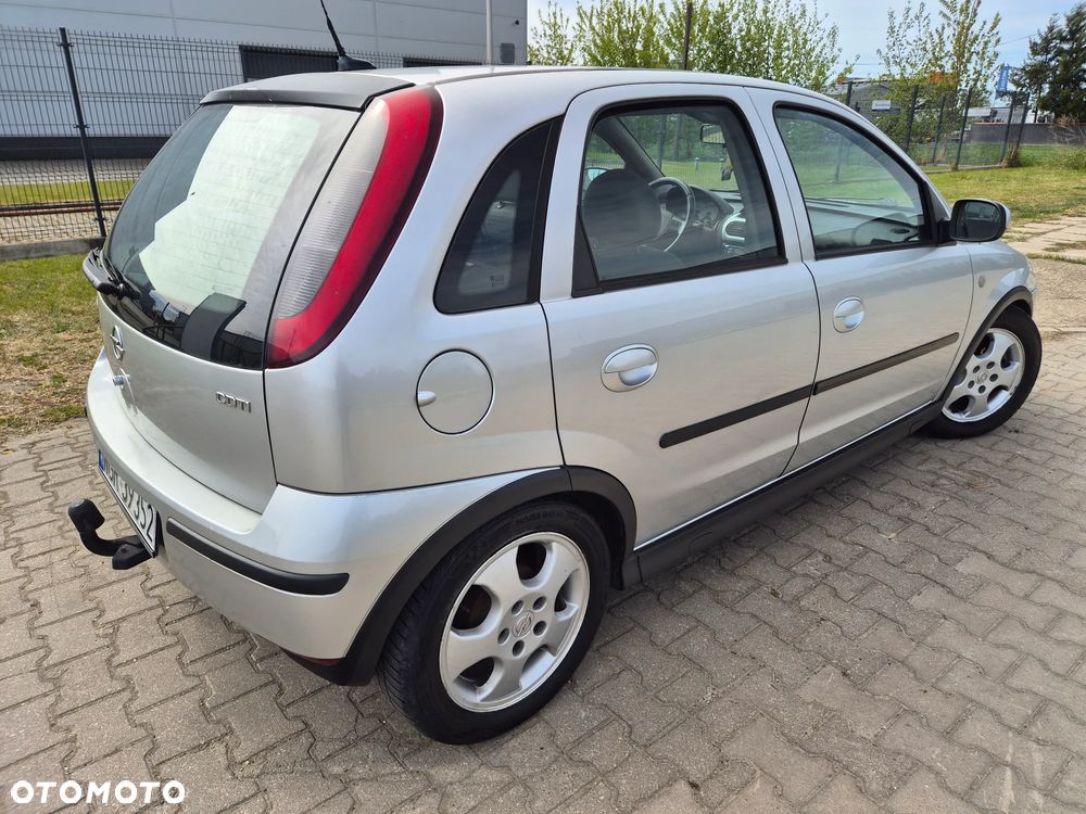Opel Corsa 1.7 CDTI Cosmo - 4