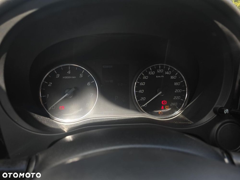 Mitsubishi Outlander 2.0 Intense 4WD CVT - 12