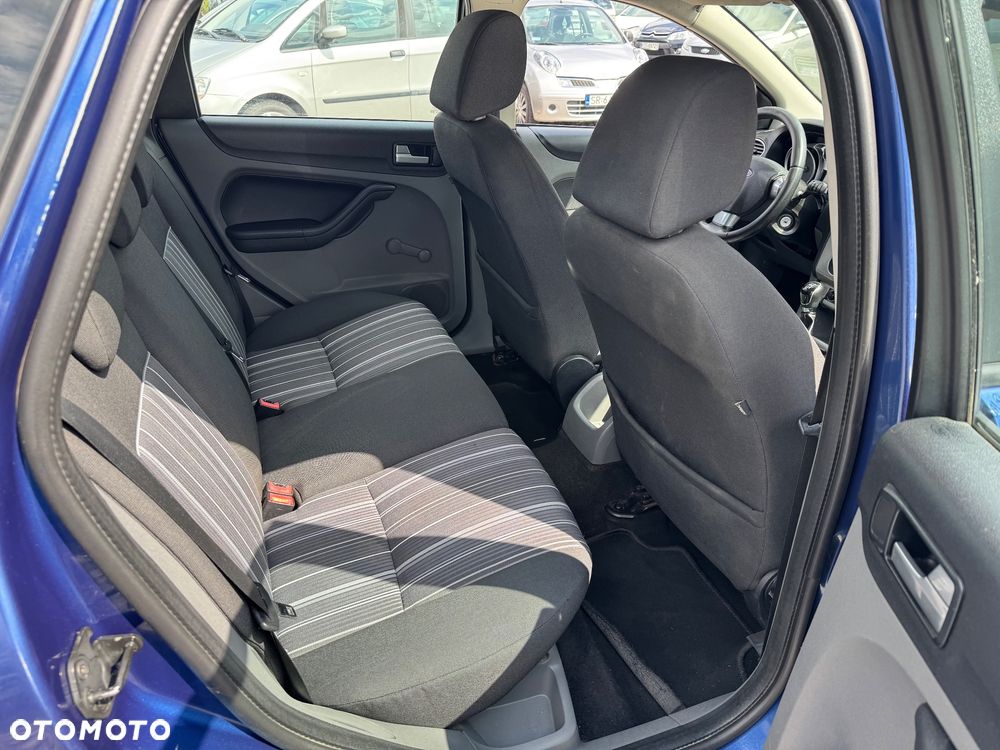 Ford Focus 1.8 TDCi Ghia - 10
