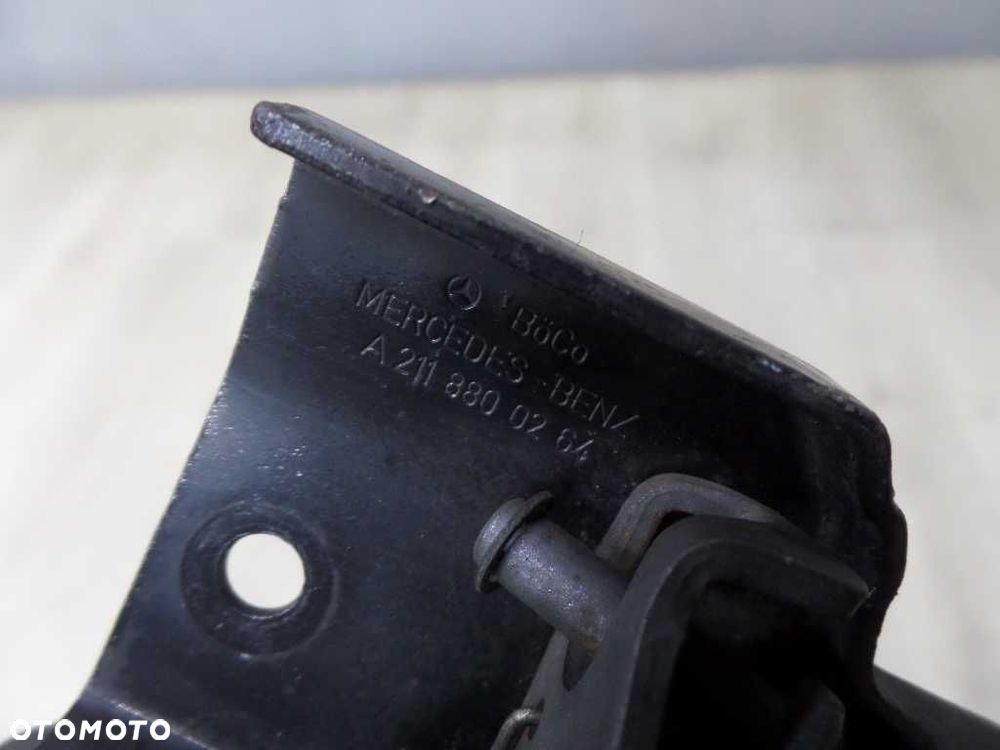 MERCEDES E KLASSA W211 02- ZAMEK MASKI A2118800264 - 5