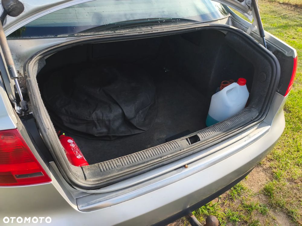 Audi A4 Avant 1.6 - 7