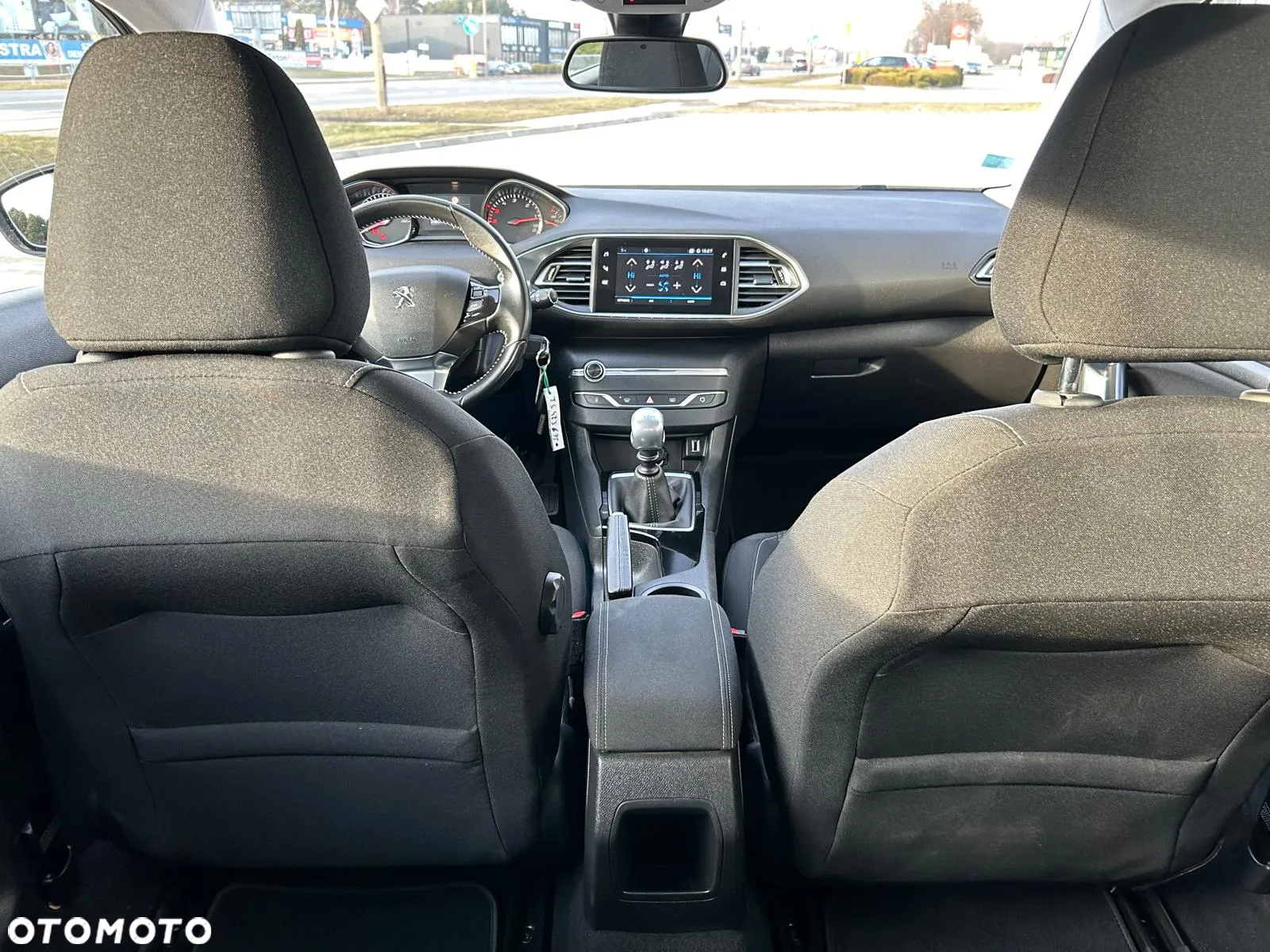 Peugeot 308 1.5 BlueHDi Allure S&S - 22