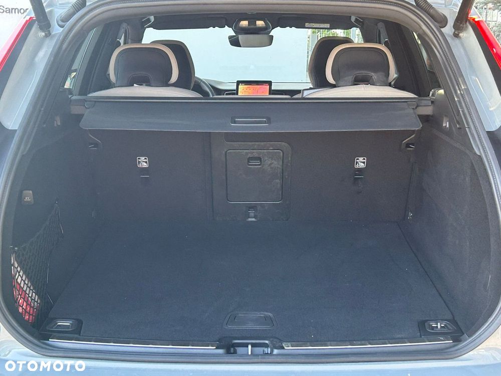 Volvo XC 60 - 29