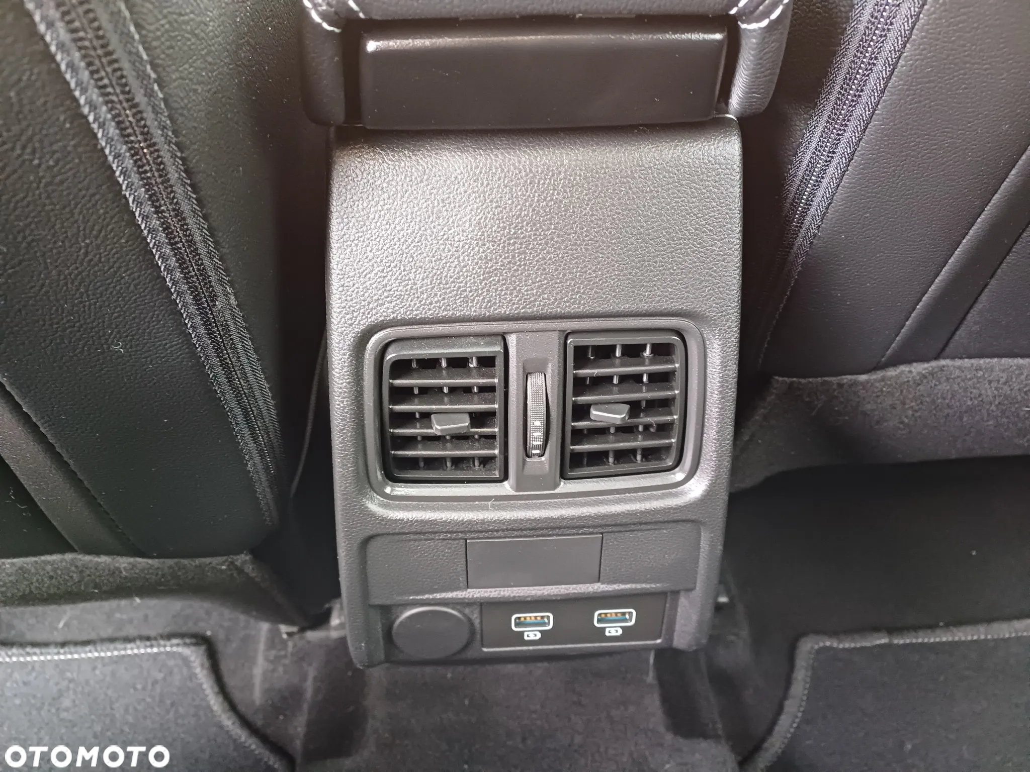 Renault Arkana E-TECH 145 INTENS - 22