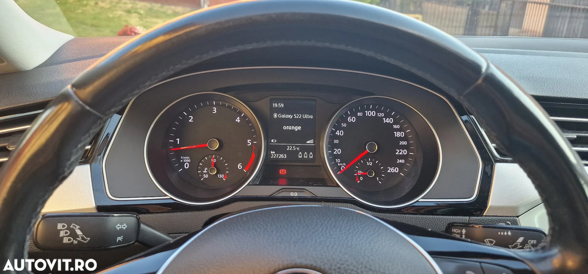 Volkswagen Passat 2.0 TDI Comfortline - 10