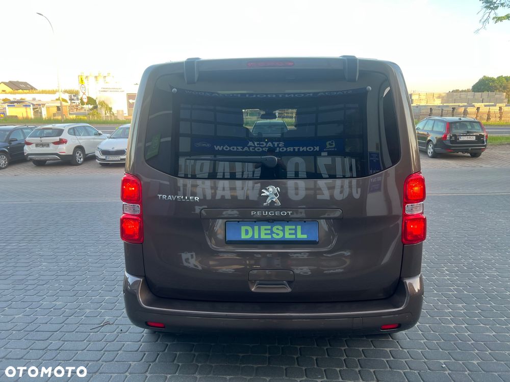 Peugeot Traveller L3 2.0 EAT8 Business VIP - 6