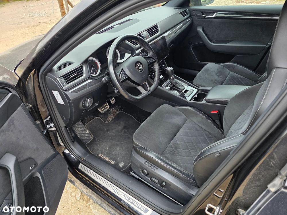 Skoda Superb 2.0 TSI 4x4 Sportline DSG - 8