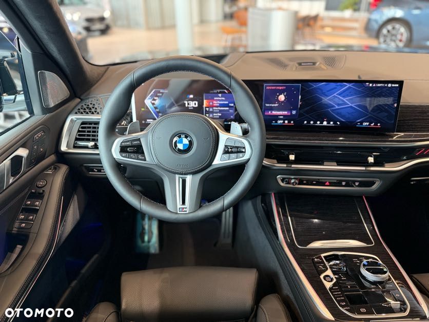 BMW X7 - 10