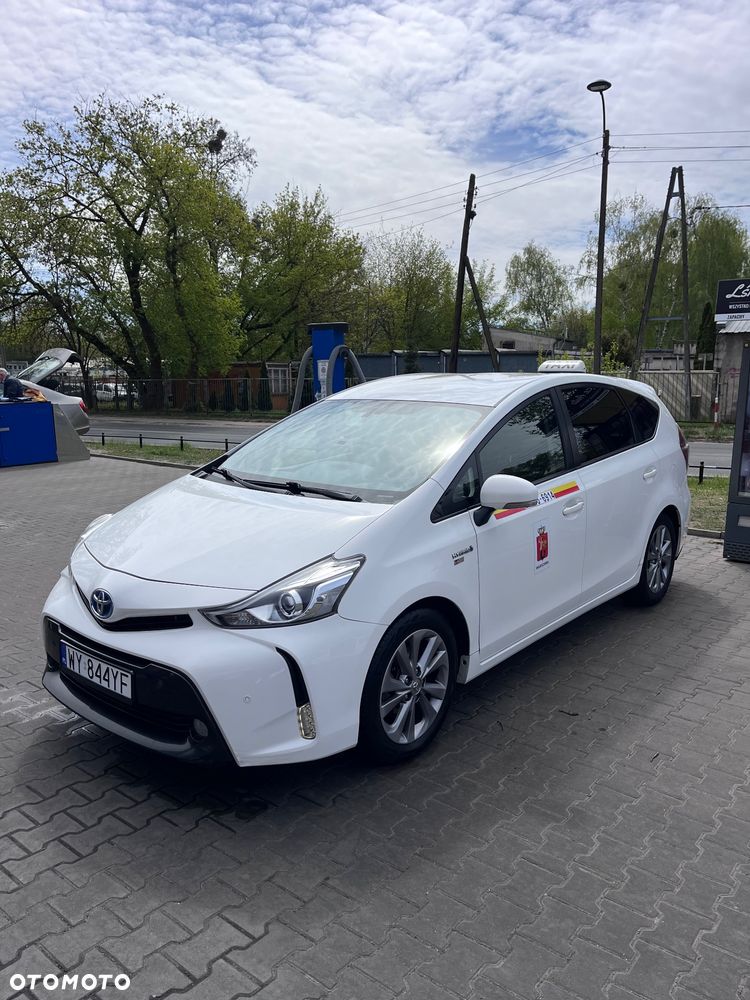Toyota Prius+ Hybrid 135 Premium - 4