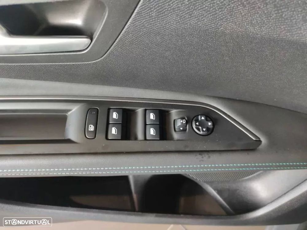 Peugeot 3008 - 15