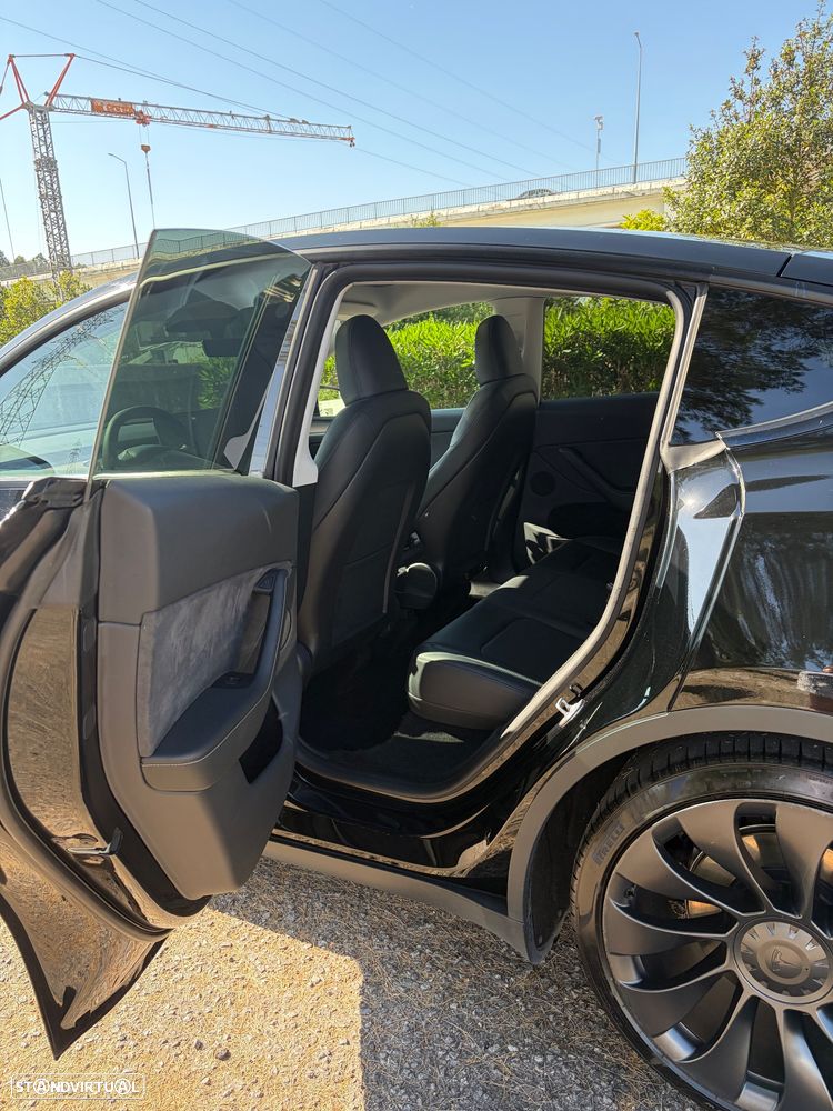 Tesla Model Y Performance Tração Integral - 13