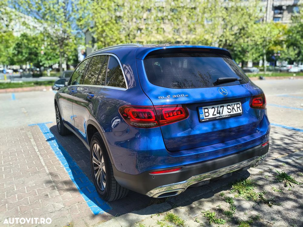 Mercedes-Benz GLC 300 e 4MATIC - 34