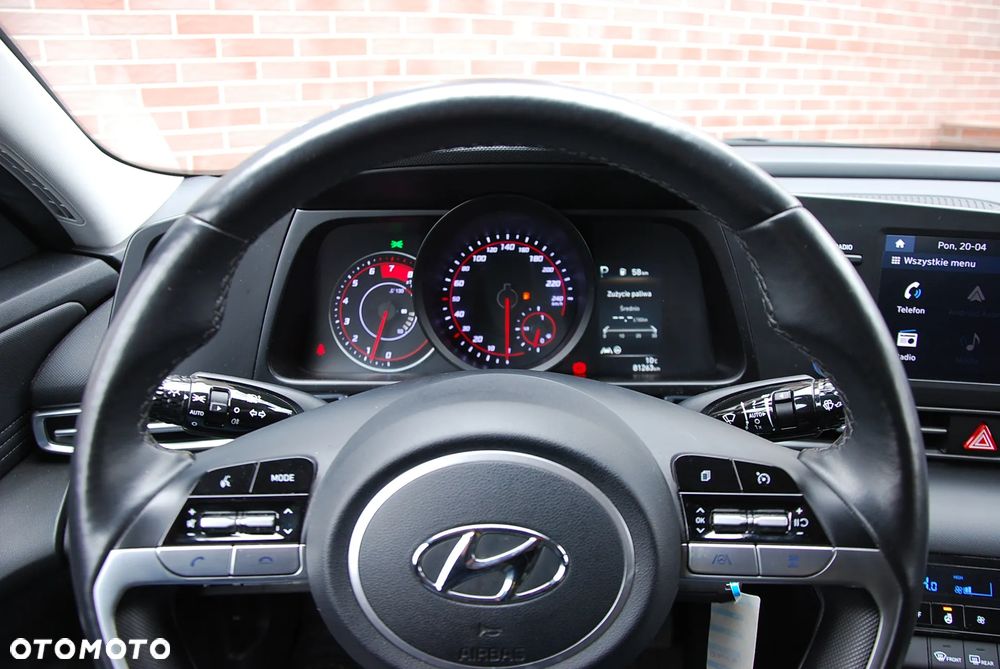 Hyundai Elantra 1.6 Smart CVT - 23