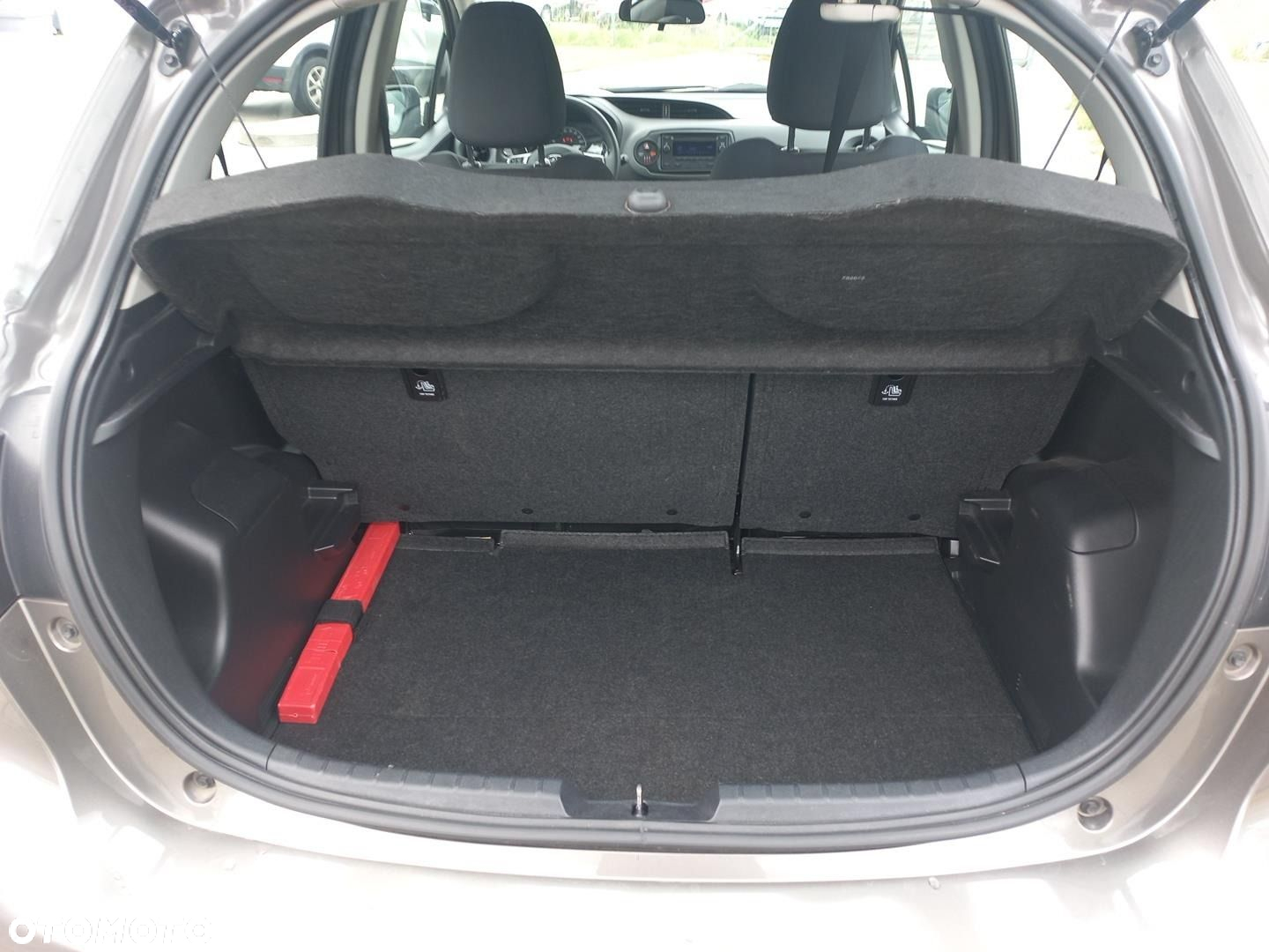 Toyota Yaris - 11