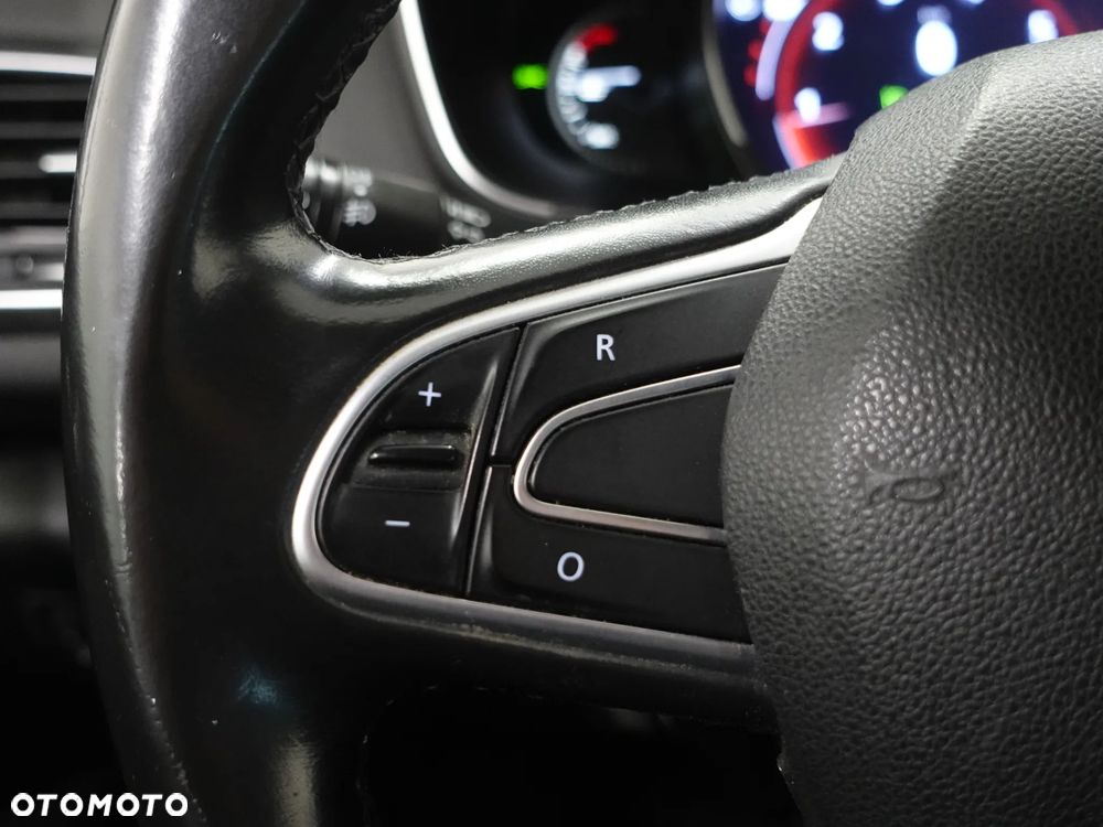 Renault Megane 1.2 Energy TCe Intens EDC - 38