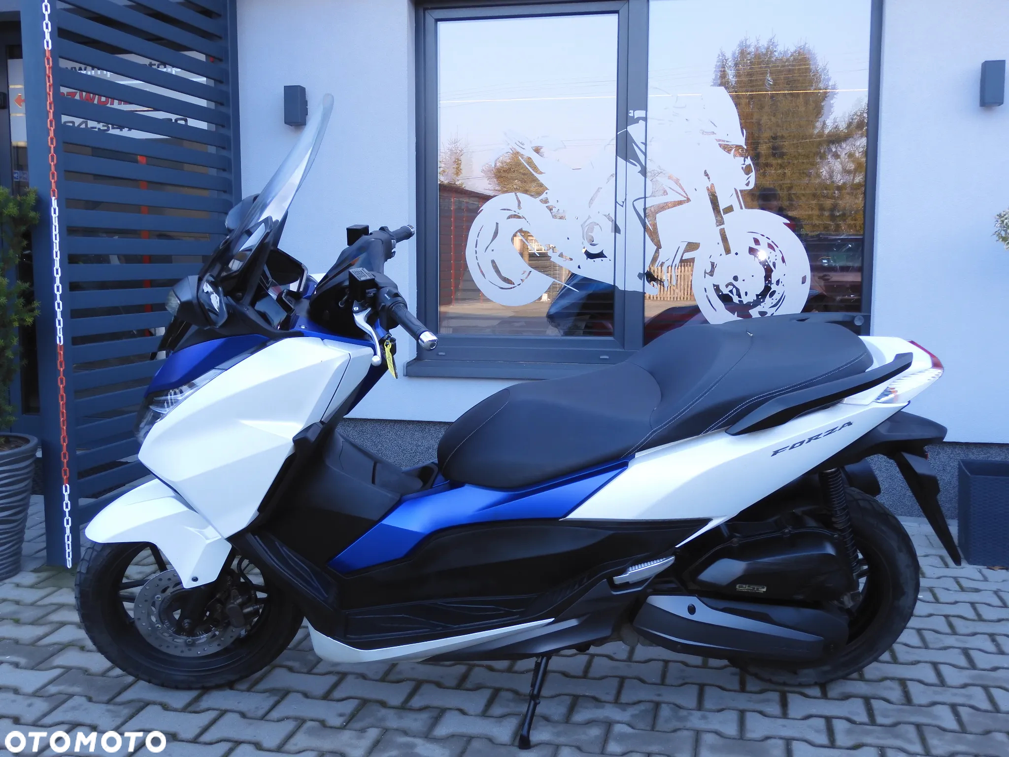 Honda NSS - 23