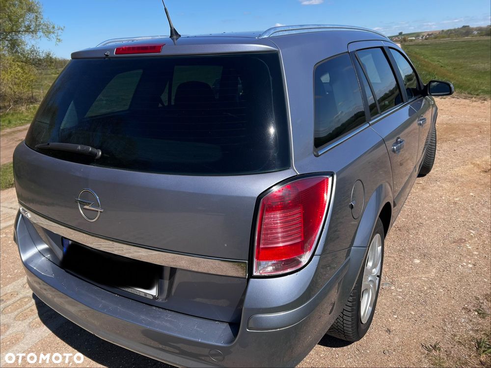 Opel Astra 1.6 - 10