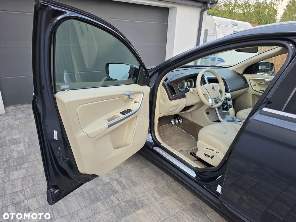 Volvo XC 60 - 18