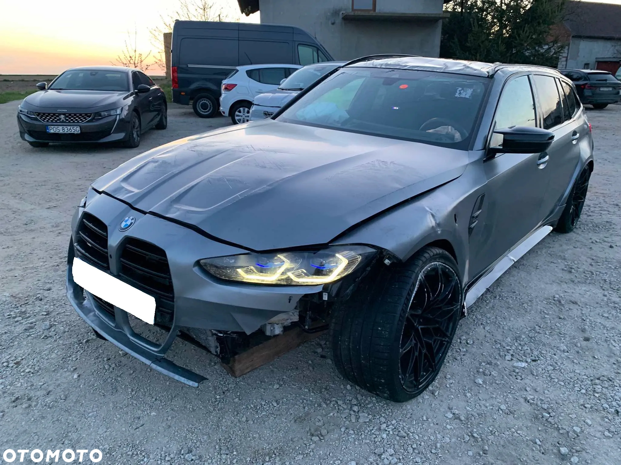 BMW M3 Competition Touring M xDrive - 24