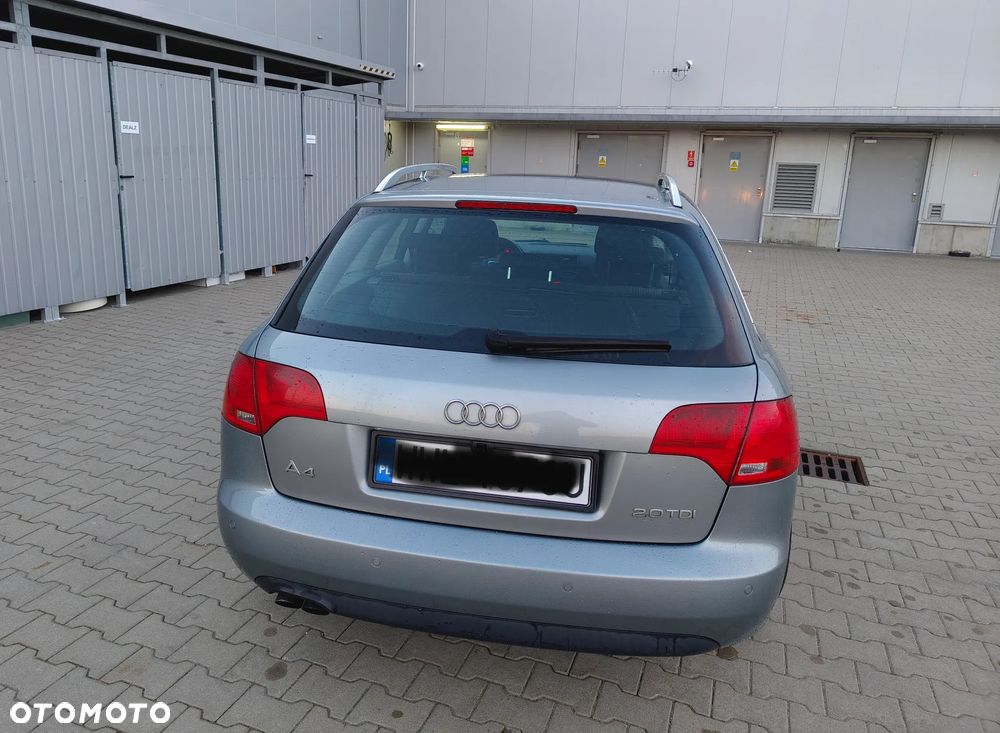 Audi A4 Avant 2.0 TDI - 6