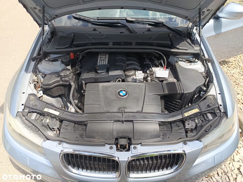 BMW Seria 3 - 18