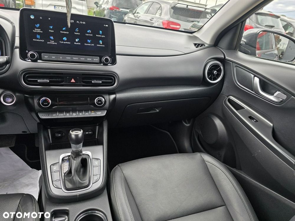 Hyundai Kona - 17