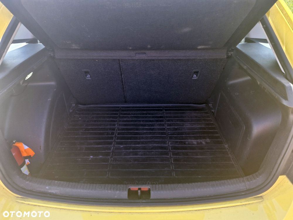 Skoda RAPID Spb 1.6 TDI DPF Ambition - 7