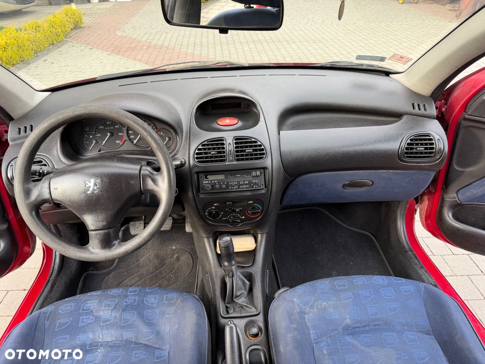 Peugeot 206 - 15