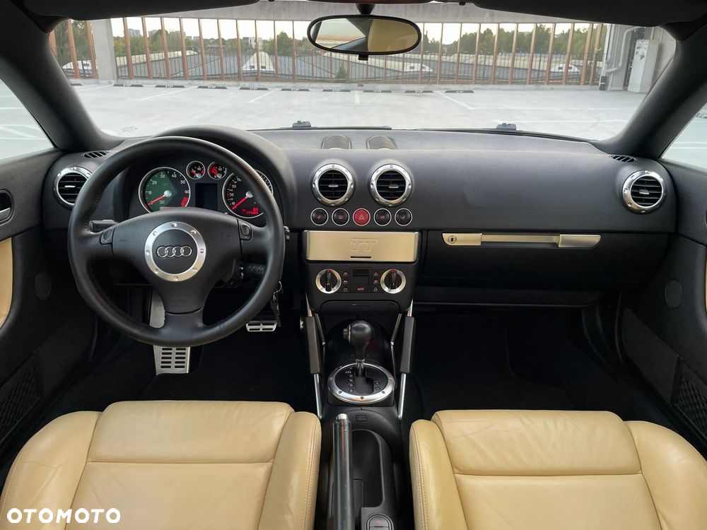 Audi TT Coupé - 24