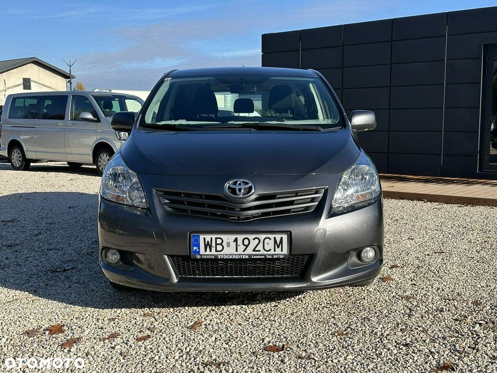 Toyota Verso - 3