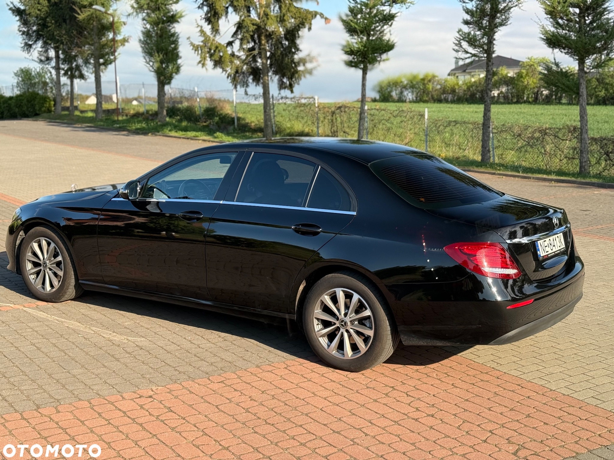 Mercedes-Benz Klasa E 200 d 9G-TRONIC - 19