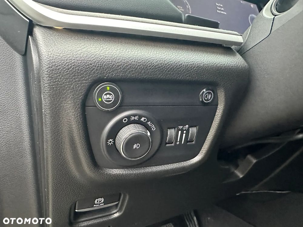 Jeep Grand Cherokee 3.6 V6 Pentastar 4WD Automatik Limited - 25