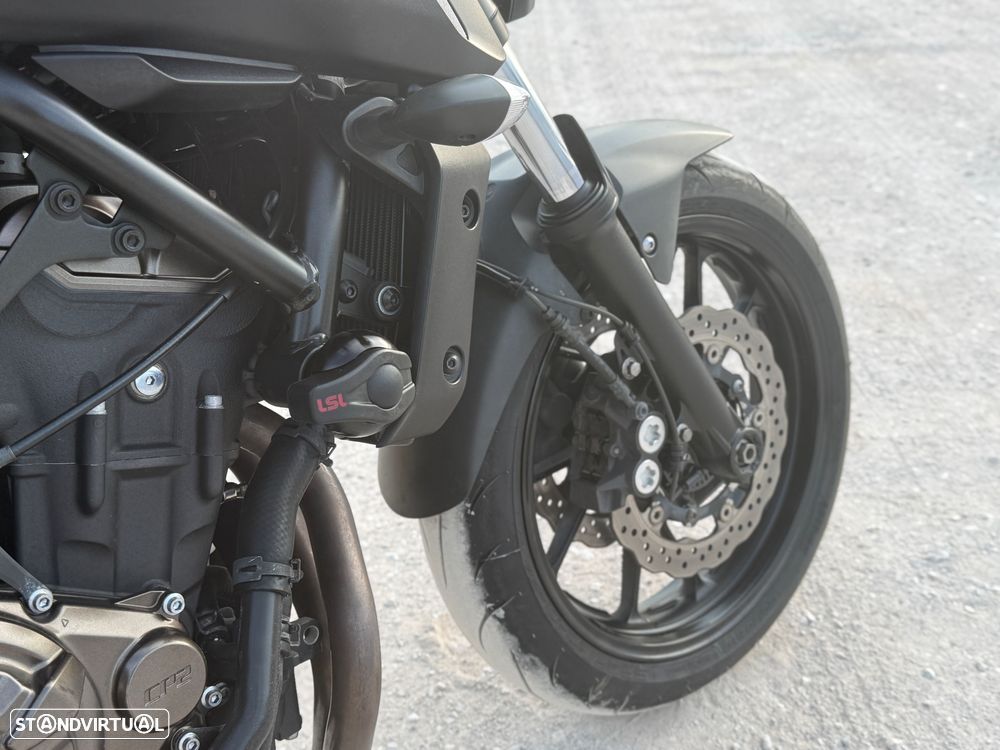 Yamaha MT-07 35kw deslimitada + Extras - 10
