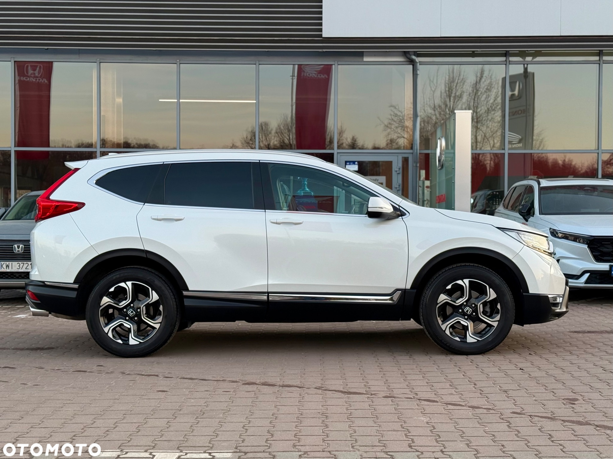 Honda CR-V 1.5 Elegance (Honda Connect+) CVT - 3