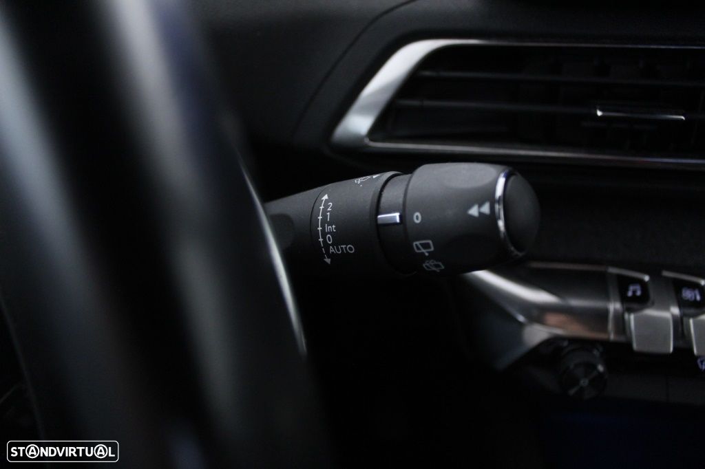 Peugeot 3008 1.5 BlueHDi Allure Pack EAT8 - 25