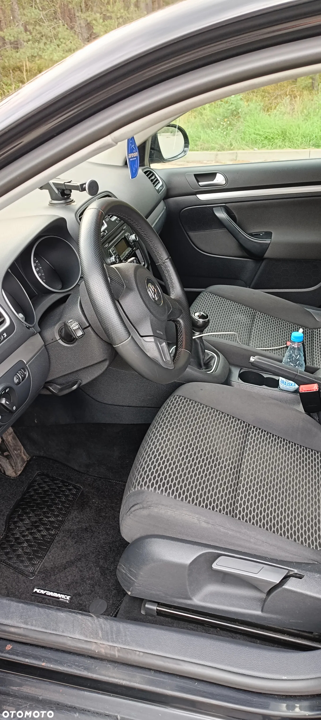 Volkswagen Golf 1.6 TDI DPF Comfortline - 18