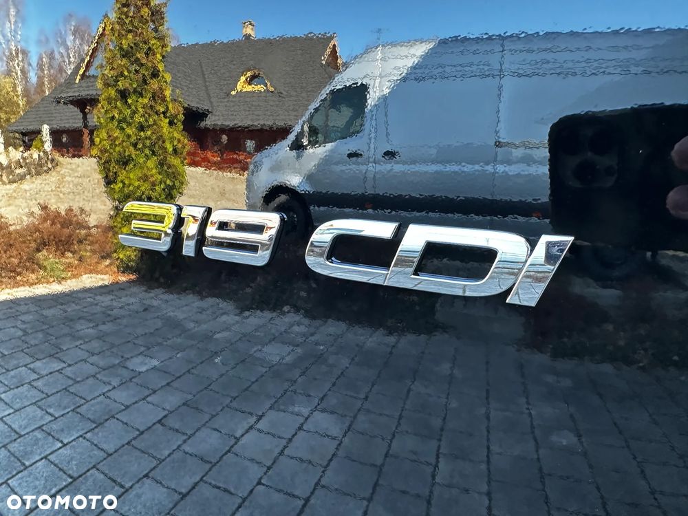 Mercedes-Benz Sprinter - 10