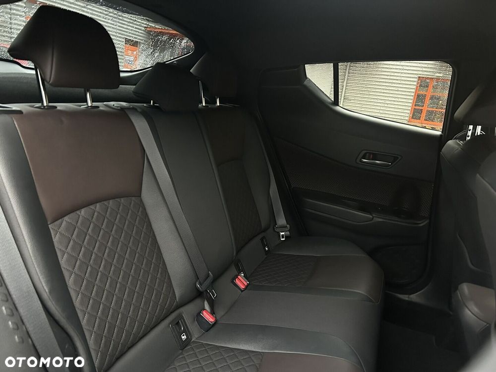 Toyota C-HR 1.2 T Prestige - 35