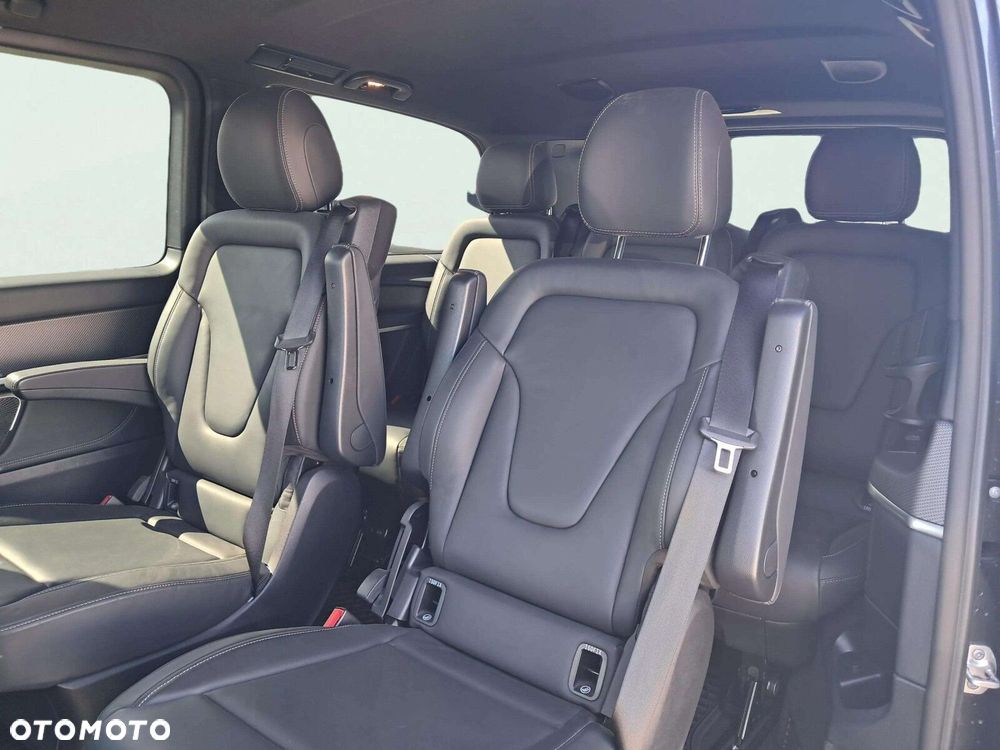 Mercedes-Benz Klasa V 300 d 4-Matic Avantgarde 9G-Tronic (d³ugi) - 16
