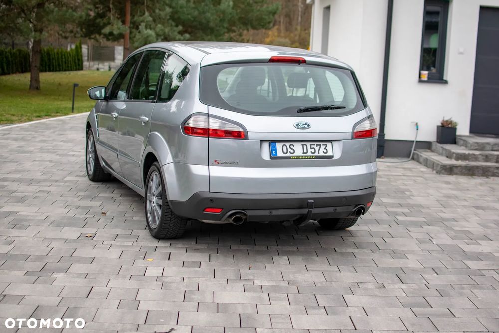 Ford S-Max - 24