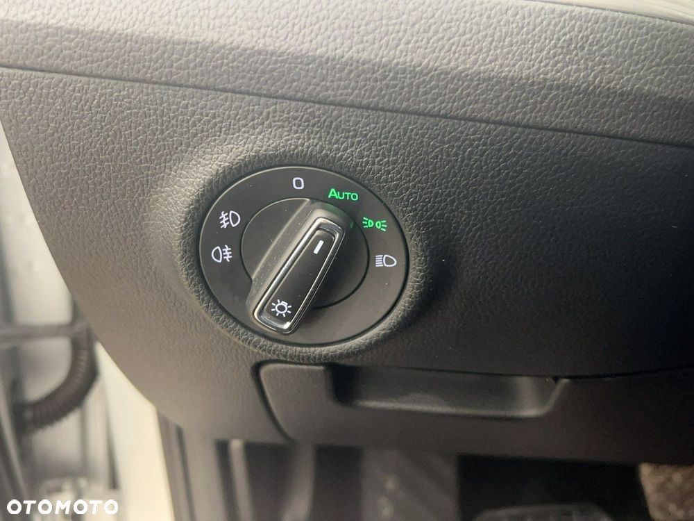 Skoda Superb 2.0 TSI Ambition DSG - 27