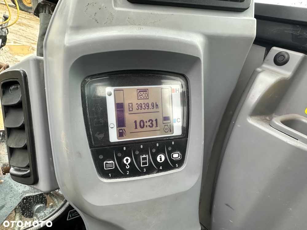 Kubota KX080-4 - 11
