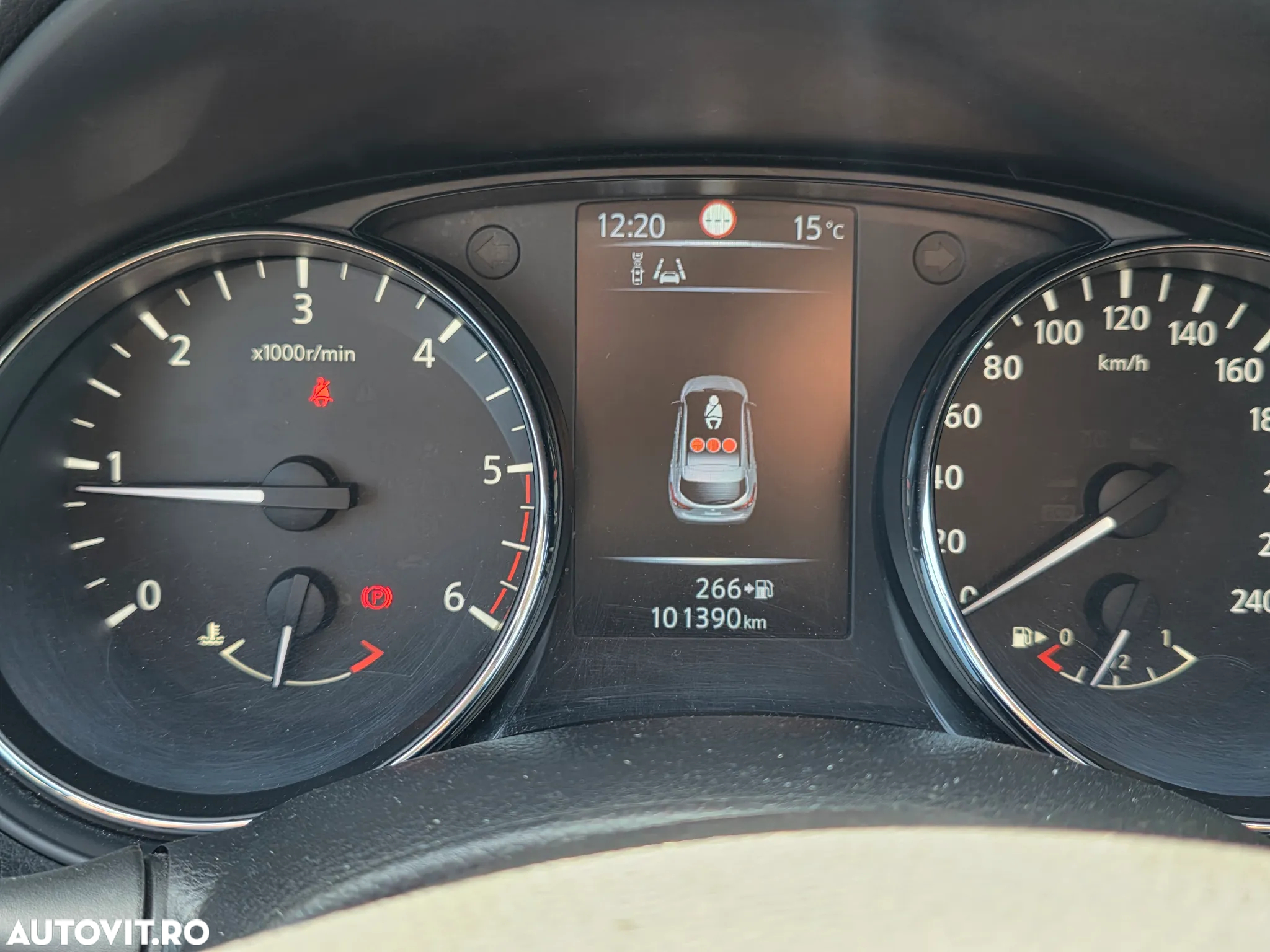 Nissan Qashqai 1.6 DCI TEKNA - 11
