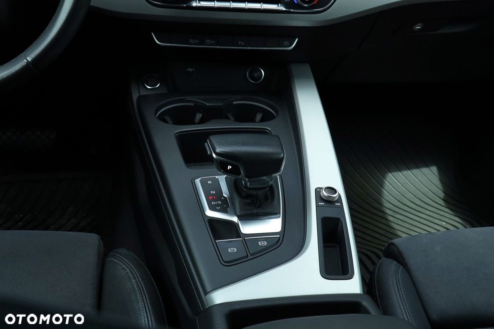 Audi A4 Limousine - 21