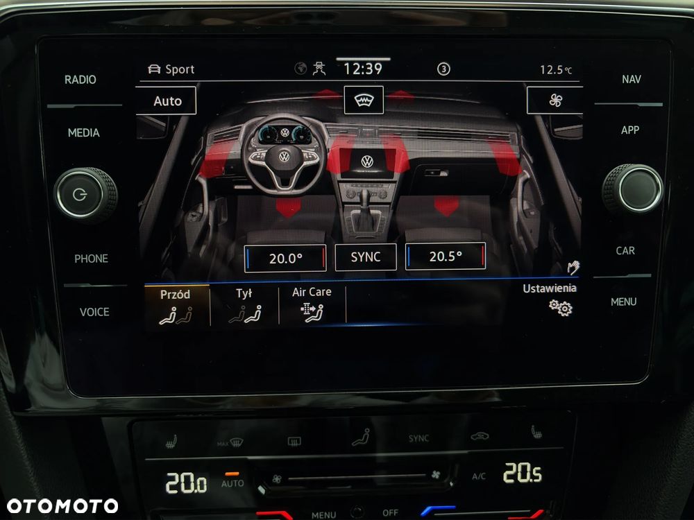 Volkswagen Passat 2.0 TSI Elegance DSG - 19