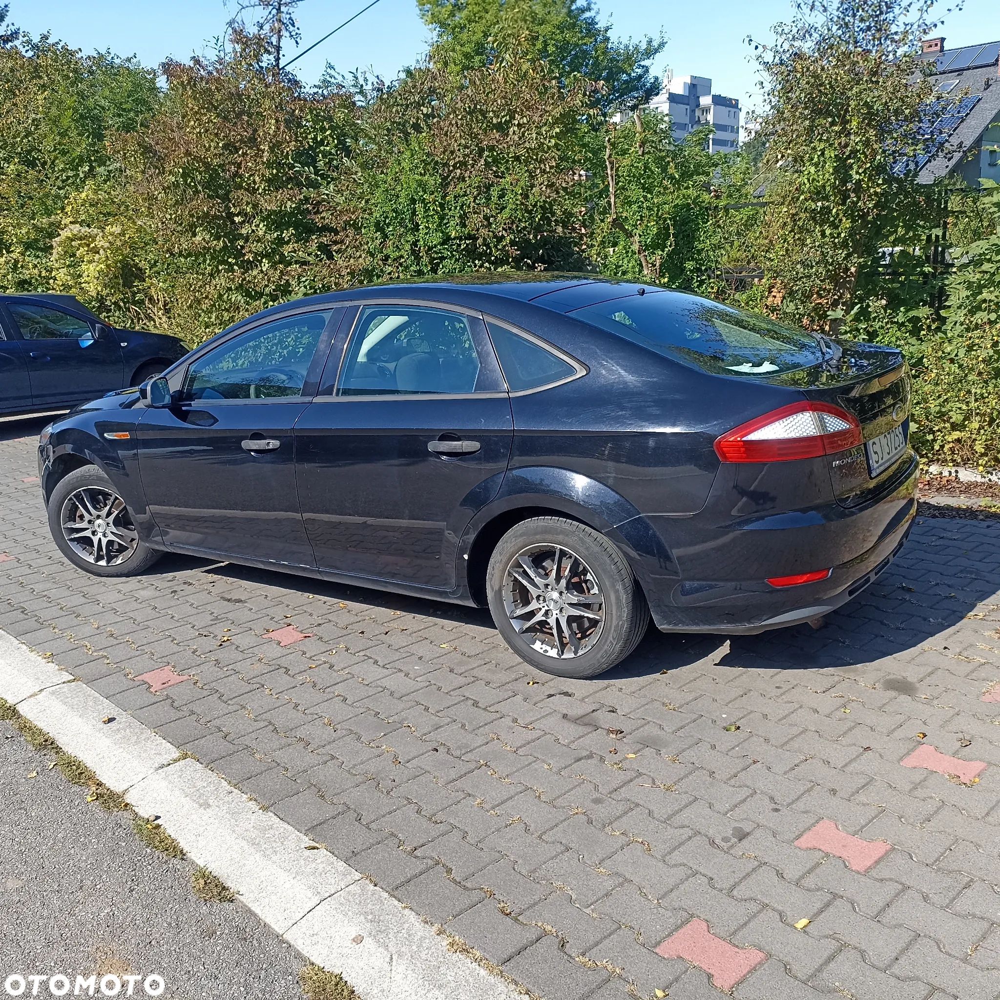 Ford Mondeo 1.6 Ambiente - 1