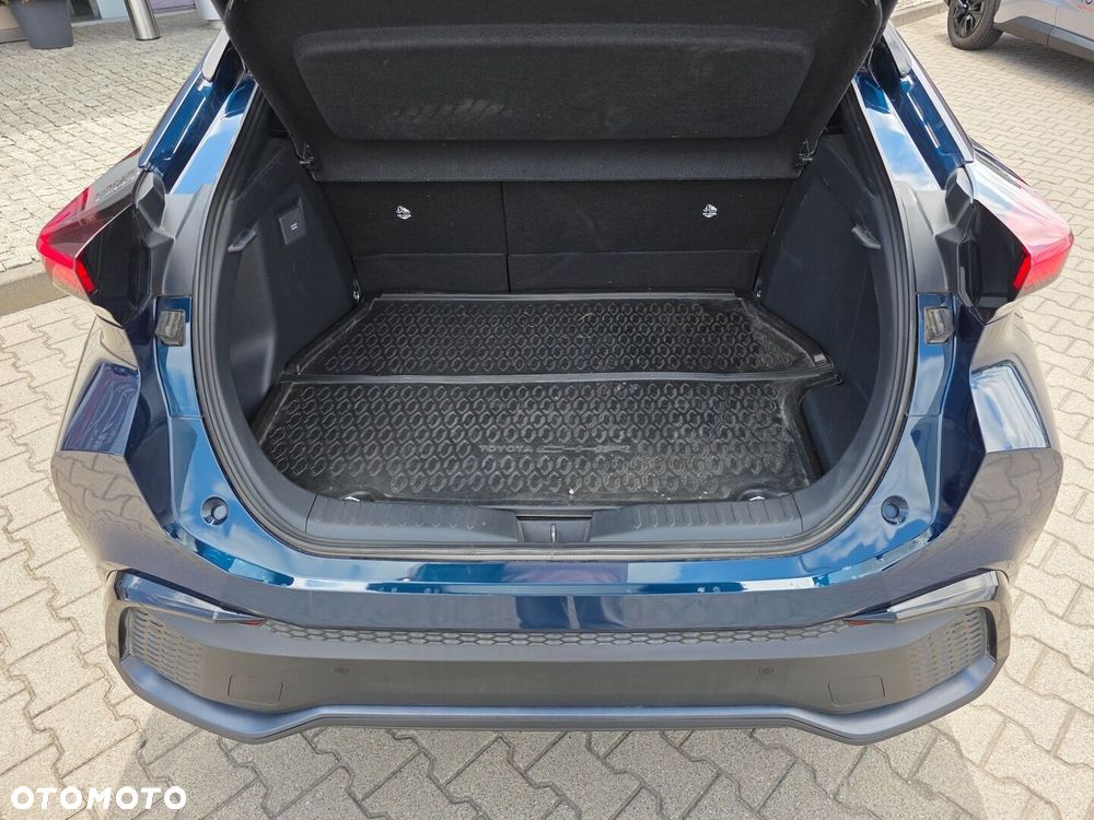 Toyota C-HR - 7