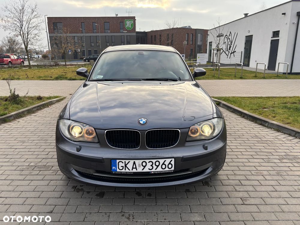 BMW Seria 1 118i - 3