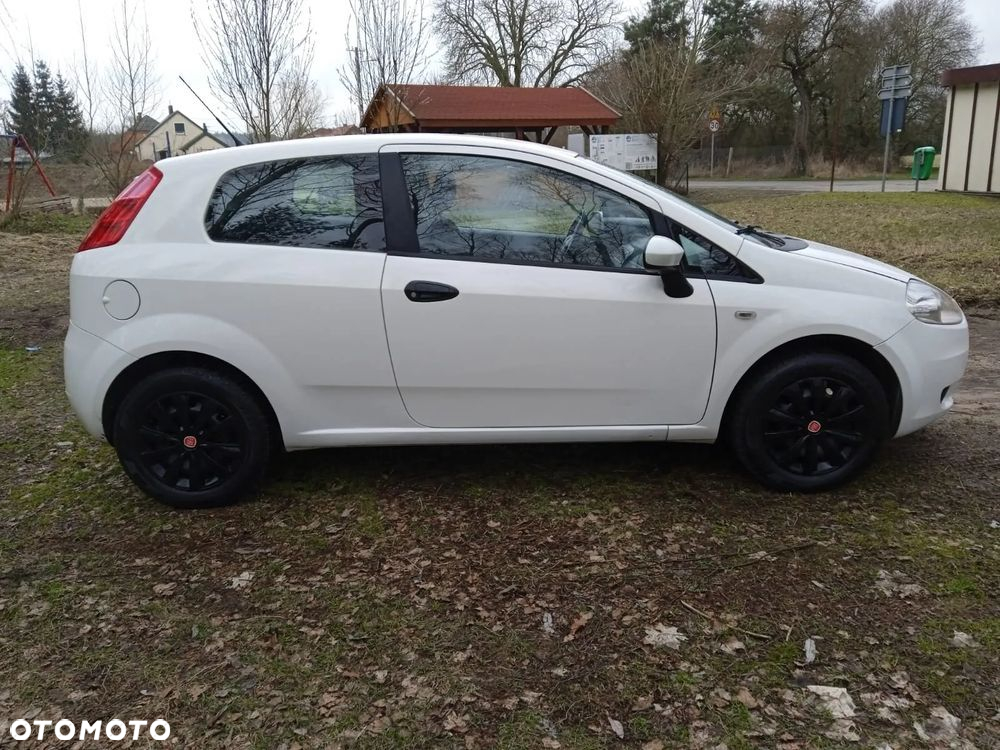 Fiat Grande Punto Actual 1.2 8V Fresh - 4